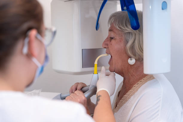 Best Cracked Tooth Emergency Dentist  in Corte Madera, CA
